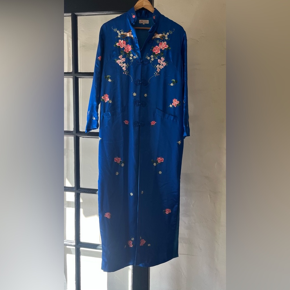 Stunning Vintage Cobalt Blue Chinese Hand Embroidered Duster Jacket